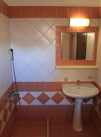 Hotel Panos Platanés