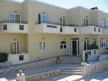 Panos Hotel 3*